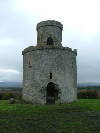 The Tower on Mullagh Hill, Tullamore 02 - October 2004